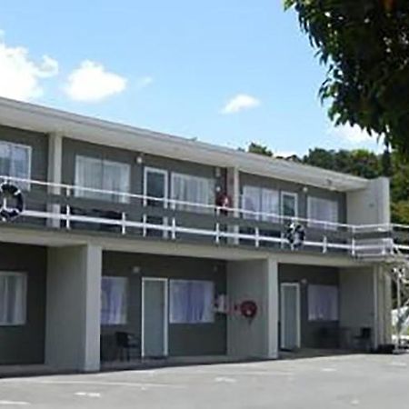 Marina Court Motel & Apartments 旺阿雷 外观 照片